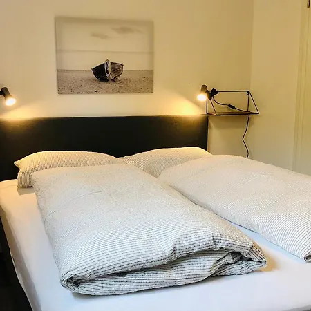 No2 In * Friedrichstadt